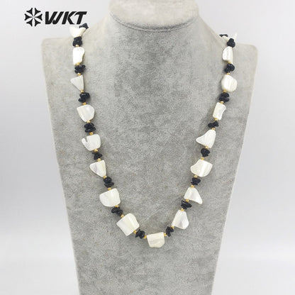 WT-JN226 WKT Newest Design 2023 Summer Jewelry Shell Necklace with Stone Spacer Elegant Anniversary Gift Necklace