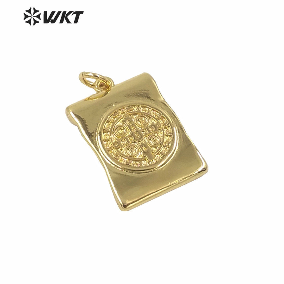 WT-MP147 Newest Long square Gold Electroplated Yellow Brass Metal Setting Jesus Pendant Hot Sales Gold Religious Jesus Charms