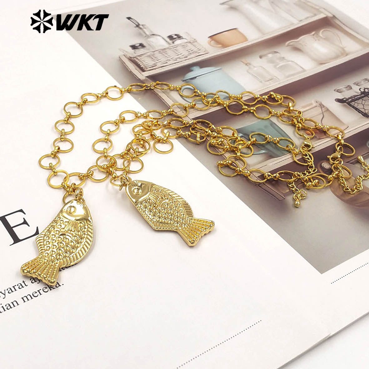 WT-JFN69 Factory Wholesale Round Metal Chain And 18K Gold Plated Yellow Brass Fish Pendant Necklace As Lady Daily Jewelry