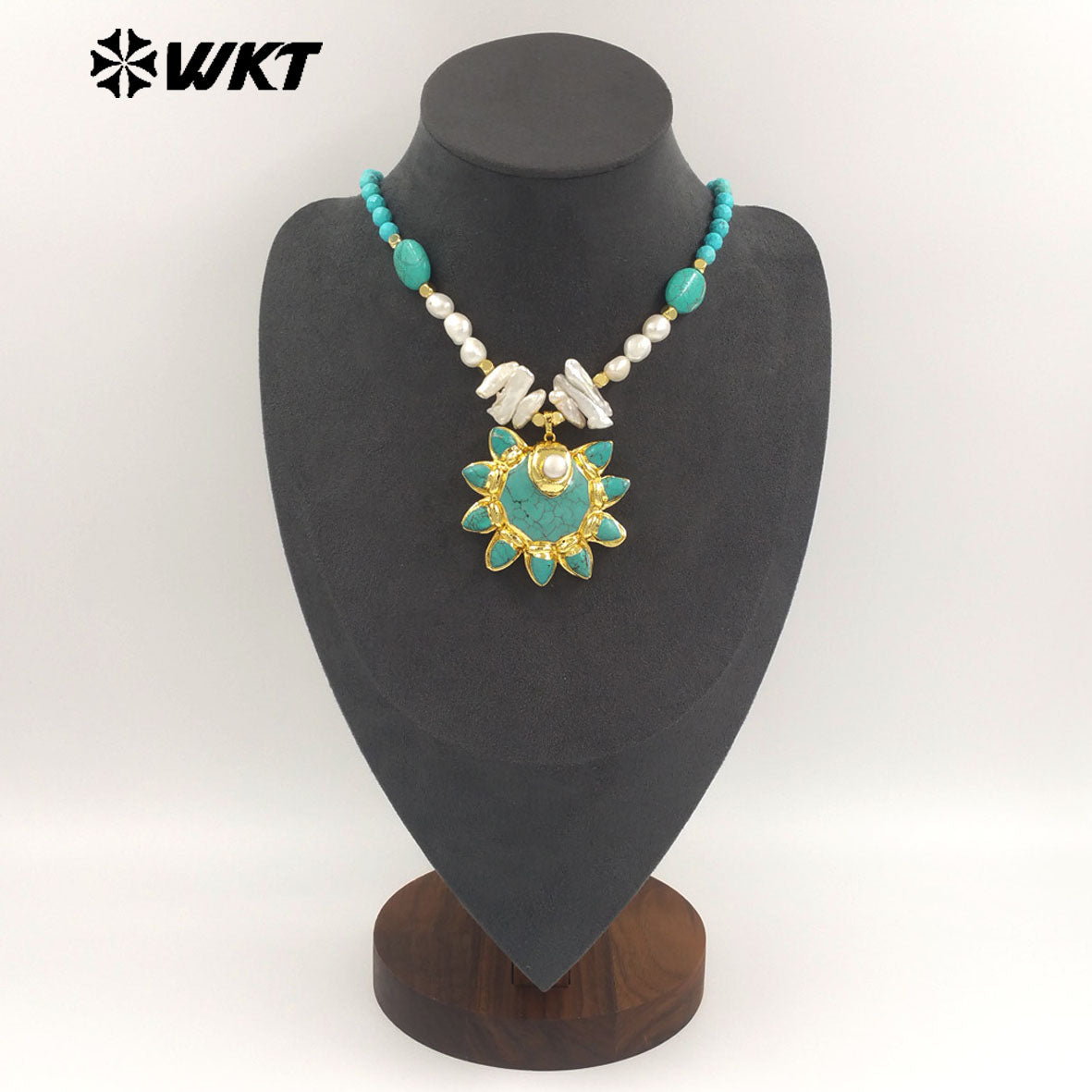 WT-JN371 Amazing Vintage Style Gold Plated Stone And Pearl Splicing Chain With Turquoise Pendant Necklace For Party Wearing