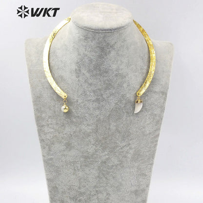 WT-JN205 Newest Fashion 18k Real Gold Plated Resist Tarnishable Cuff Necklace with Pearl Charms Vintage Metal Horn Necklace