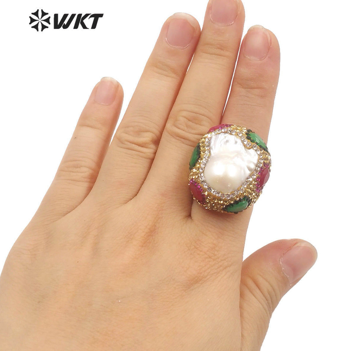 WT-MPR034 Pretty European and American Fashion Ball Pearl Ring Color Zircon Ring with 18k Gold Plated Adjustable Pearl Ring