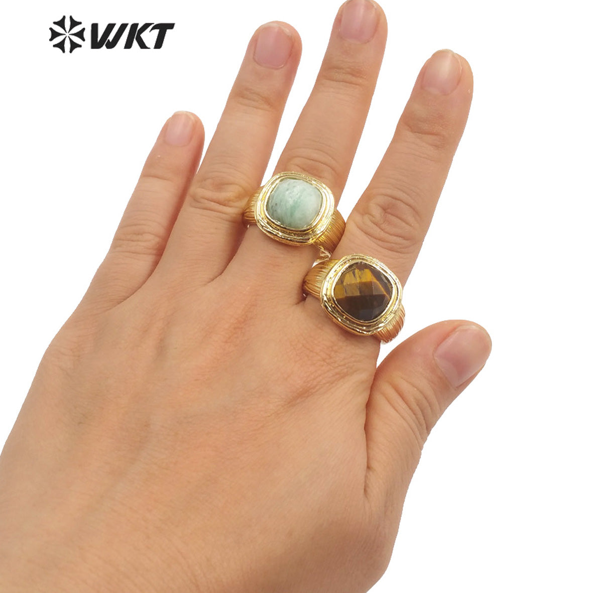 WT-R455 New Design Satin Finished Simple Stone Women Ring 18k Gold Plated square Stone Gemstone Party Ring