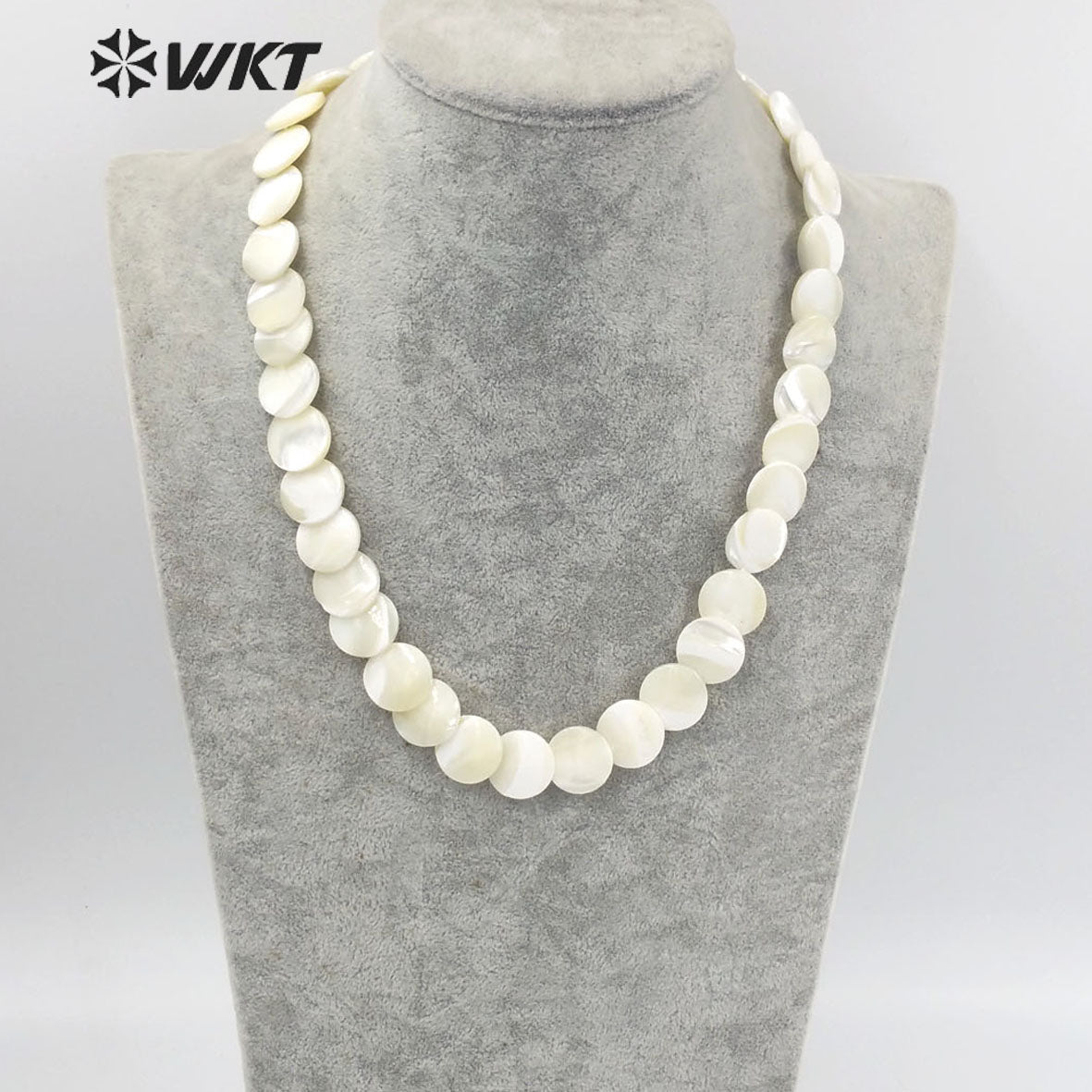 WT-JN225 Wholesale New Vintage Faceted Shell Hand Strand Long Necklace Women Purity Wedding Shell Necklace in 19 Inch