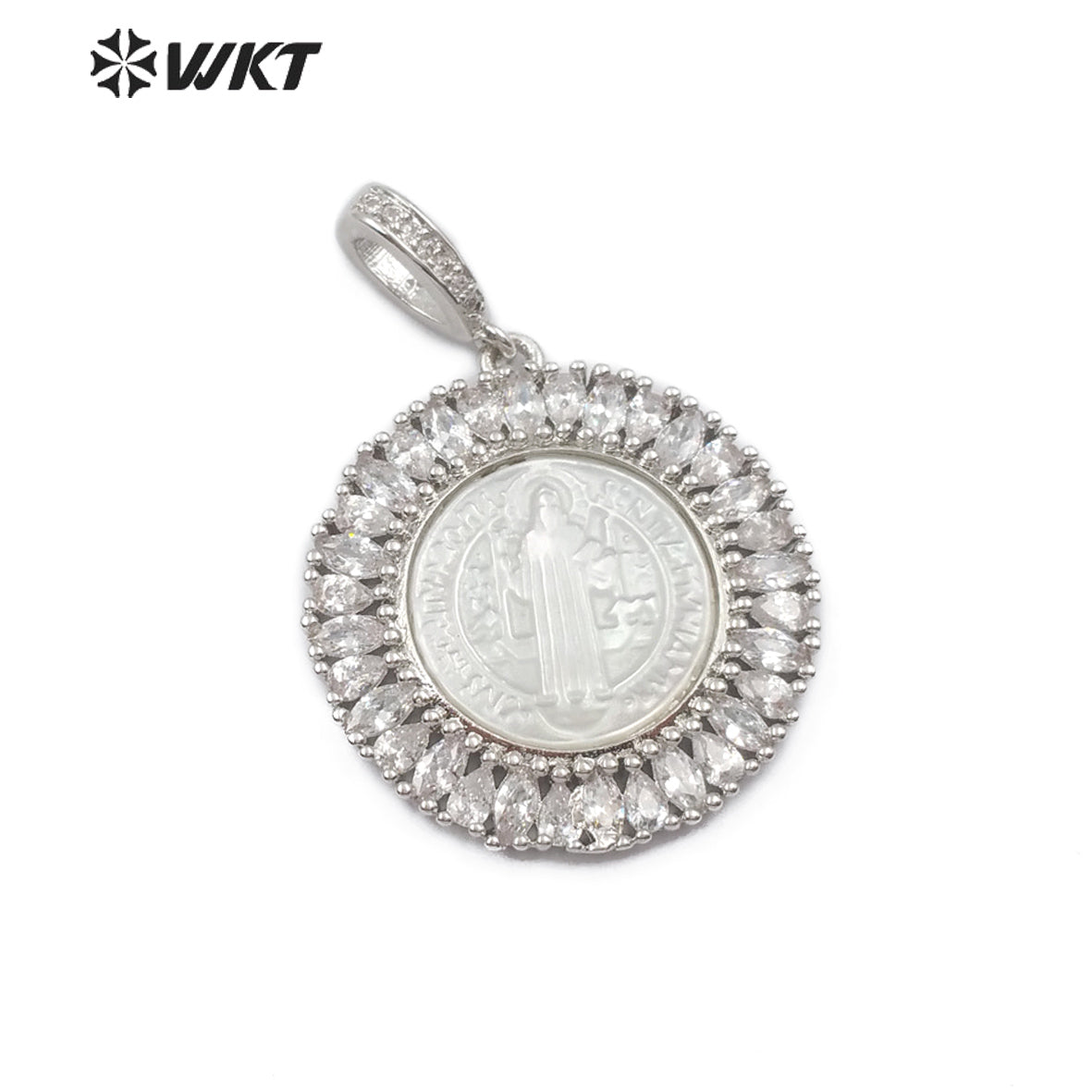 WT-MP116 Hot Sale Jewelry Fashion Accessories Virgin Mary Guadalupe Benedict Sliver Plated Round Shape Religious CZ Pave Pendant