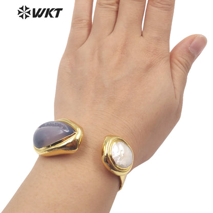 WT-B653 Wholesale New Gorgeous Natural Teardrop Druzy Geode Agate and Real Pearl Bangle in Adjustable With 18k Gold Plated