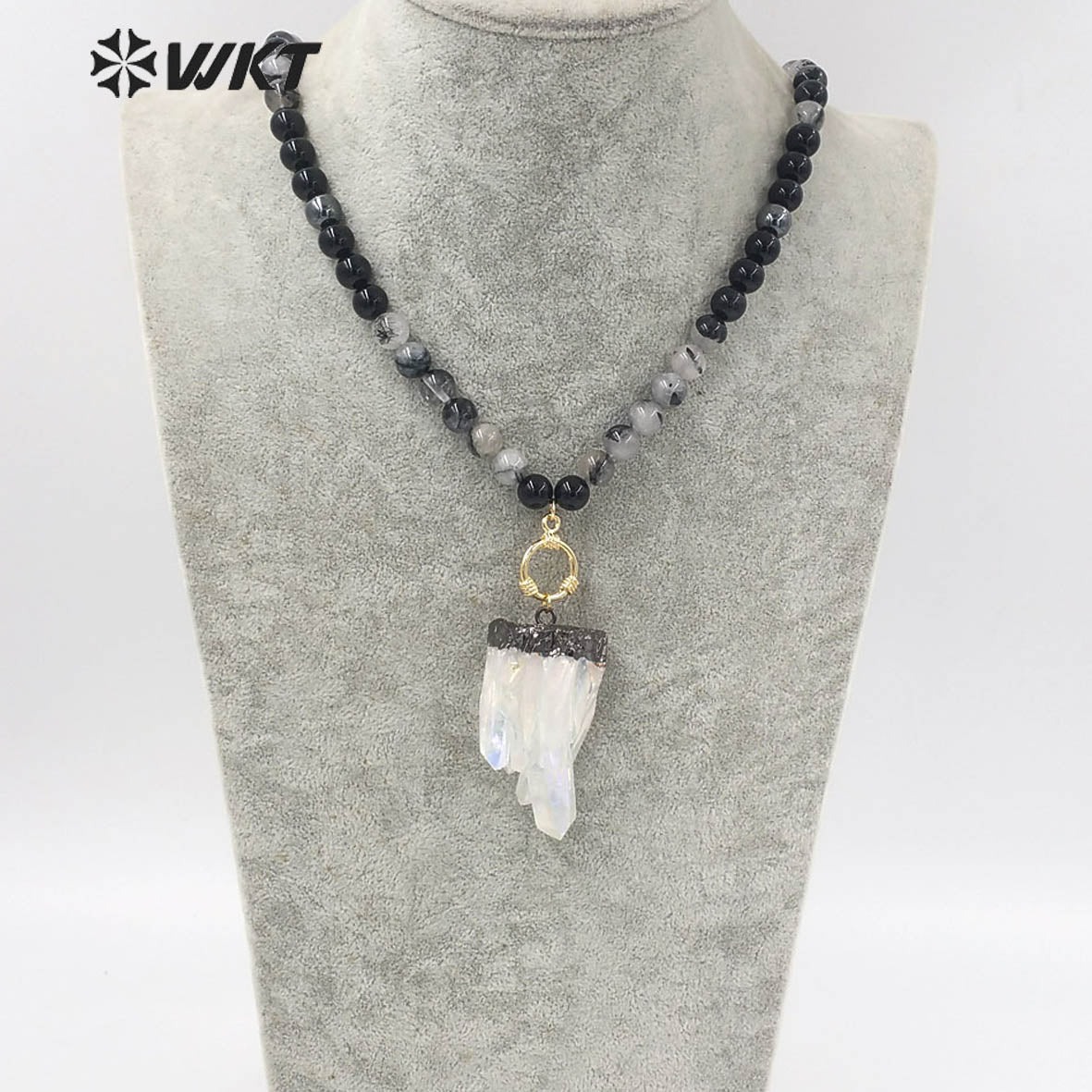 WT-N1279 Wholesale Black Gun Electroplated Aura Crystal Quartz Beads Necklace Amazing Spirit Quartz Stone Necklace