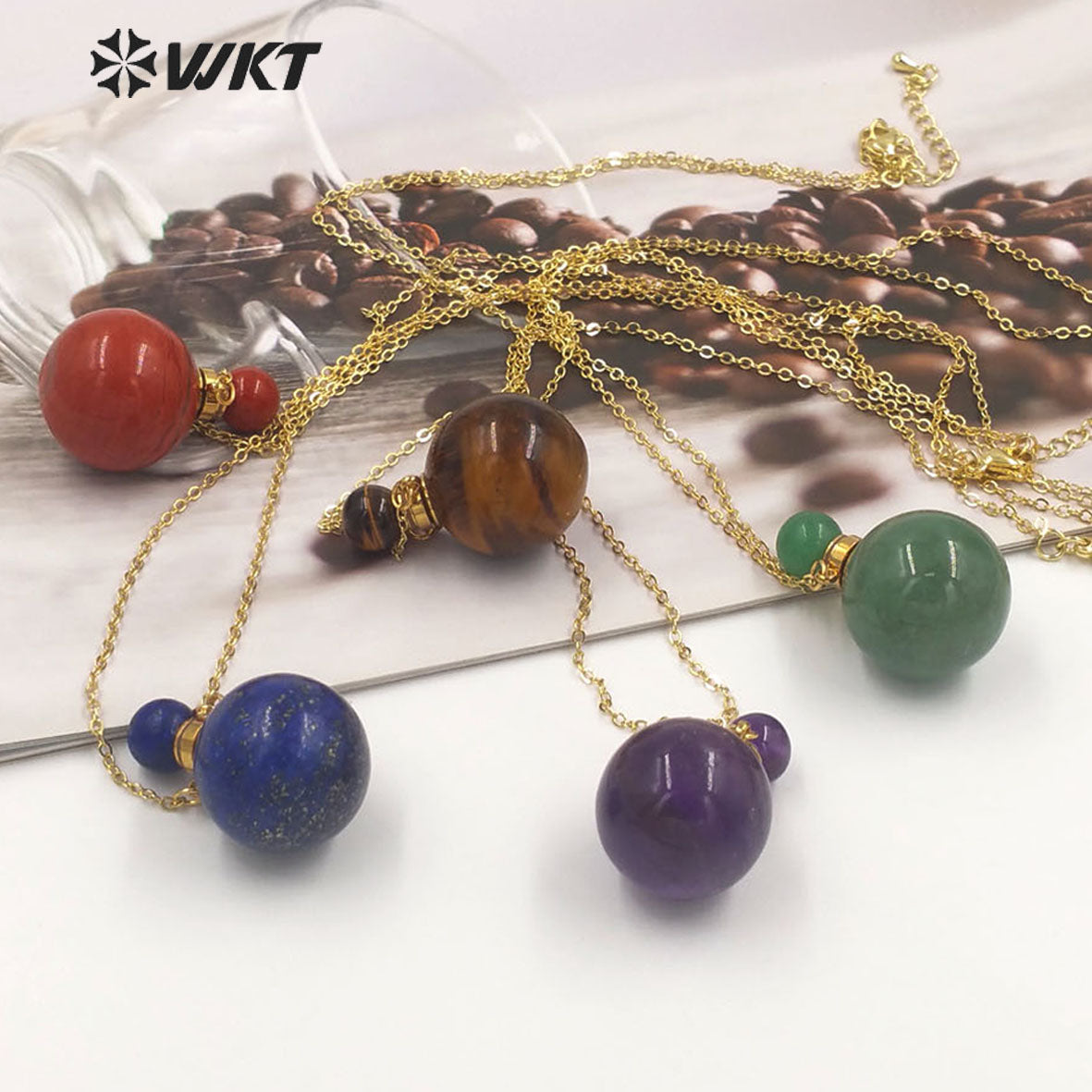 WT-N1442 WKT Best 2023 Newest Natural Aura Cluster Quartz Women Simple Hoop Aura Perfume Bottle Necklace