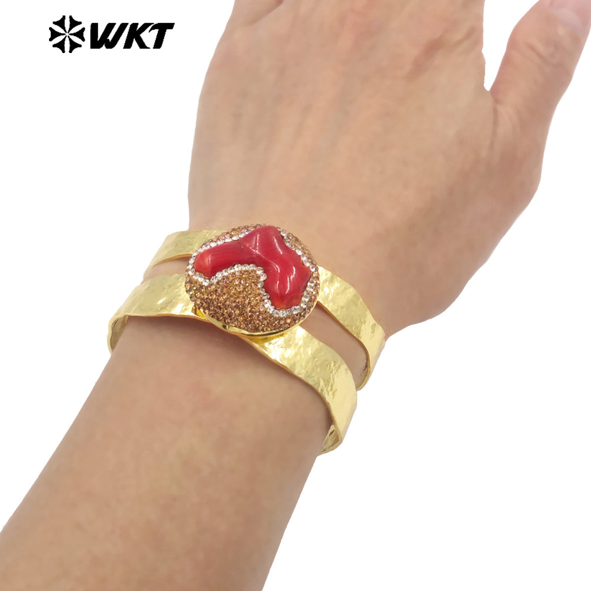 MPB104 WKT Unique Special Design Bohemian Vintage Natural Red Coral With Rhinestone Pave Gold Women Bangle
