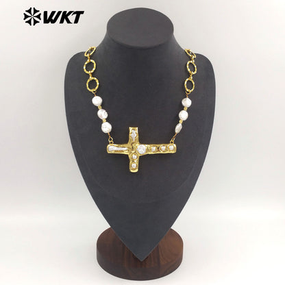 WT-JN369 Exclusive 18K Gold Electroplated Natural Freshwater Pearl Chain And Cross Pendant Necklace For Women Daily Matching