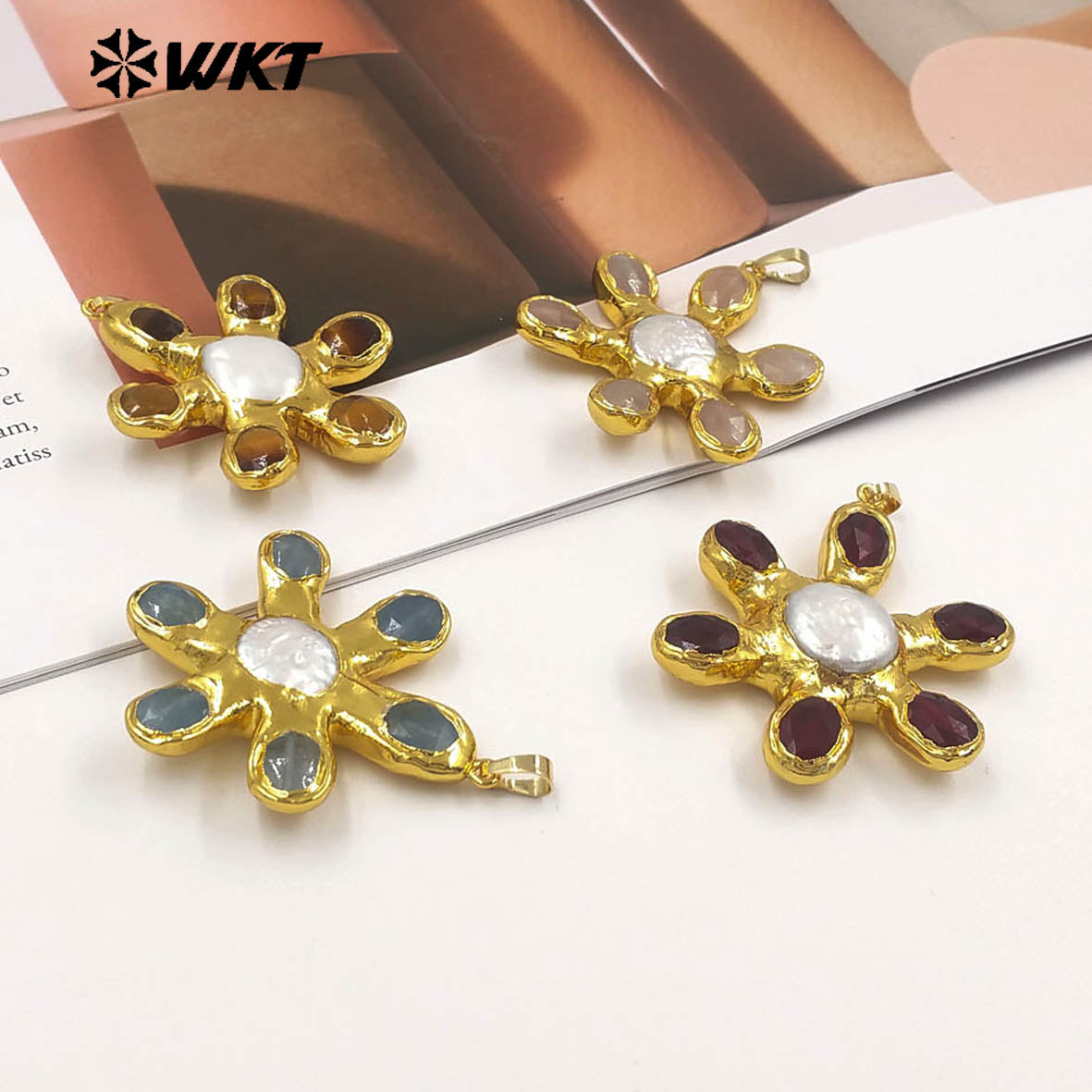 WT-JP473 Popular Fashion Gold Electroplated Natural Stones And Pearl Flower Shape Charm Pendants For Girls Birthday Gift