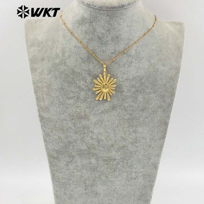 WT-N1482 WKT Wholesale Newest Fashion Gold Plated Metal Carved Resist Tarnish Flower Pendant Necklace