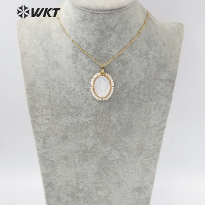 WT-JN158 Wholesale Unique Handmade Fashion Gold Bezel WIRE Wrapped Virgin Mary Pendant Necklace Freshwater Pearl Charm Necklace