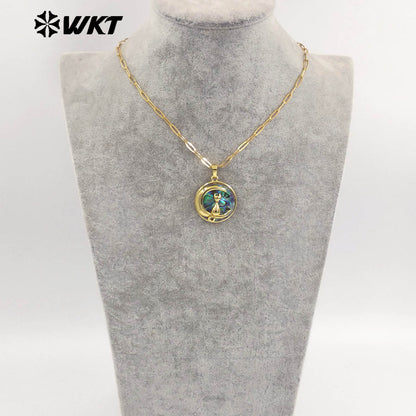 WT-JN332 High Quality Gold Plated Rectangle Chain With Natural Abalone Shell Round Pendant Necklace For Ladies Vintage Jewelry