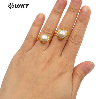 WT-MPR012 Newest Spring Design Gorgeous Fashion Gold Electroplated Adjustable Size Round Fashion Pearl Cocktail Ring for Wedding