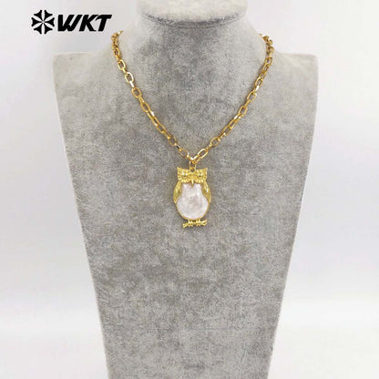 WT-JN337 Excellent Lovely Style Jewelry 18K Gold Plated Natural Shell Owl Shape Pendant Necklace For Trend Birthday Gift