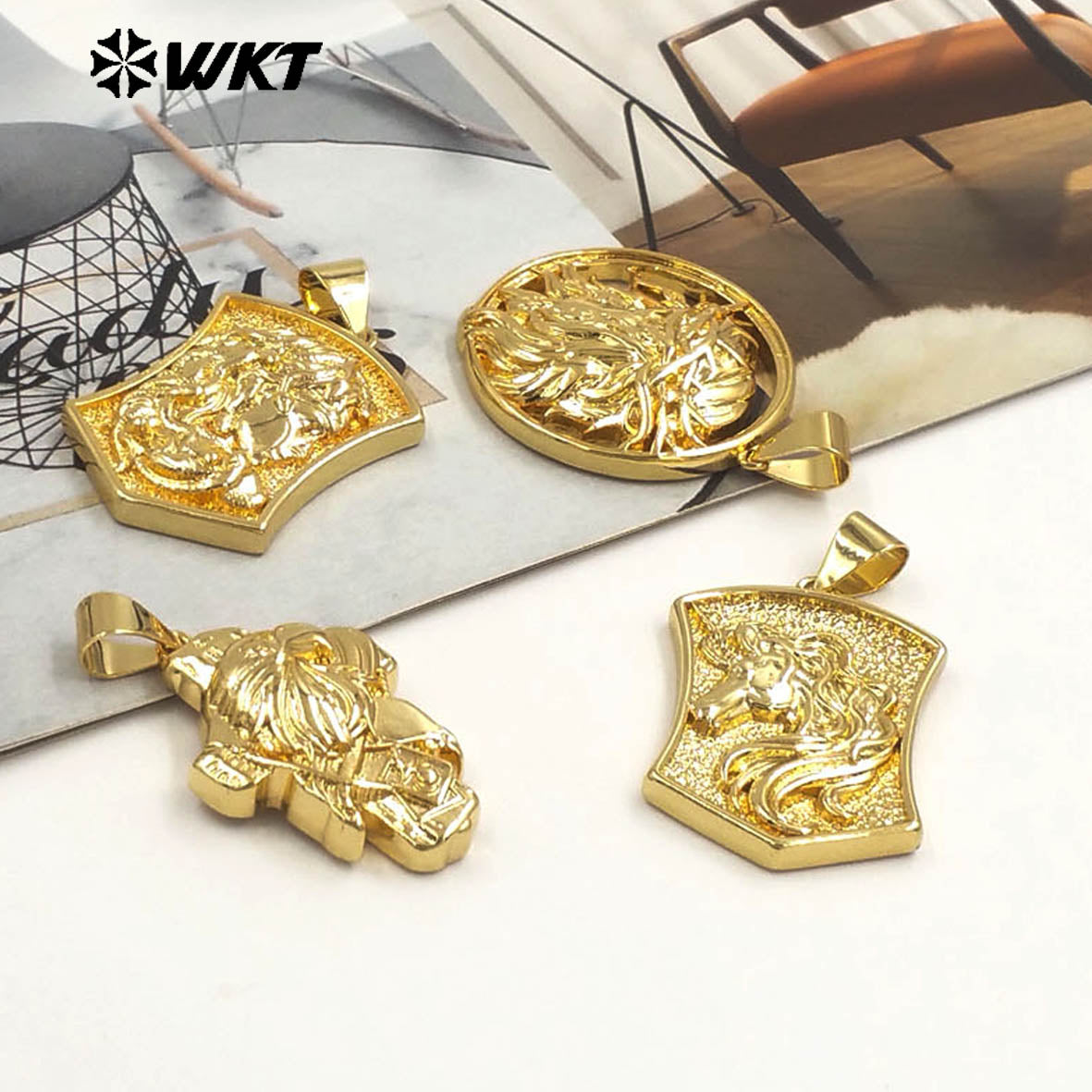 JFE145 Amazing Yellow Brass Gold Plated People Pendant Four Unique Designs Single Hoop For Fashion Jewelry Accessories Making