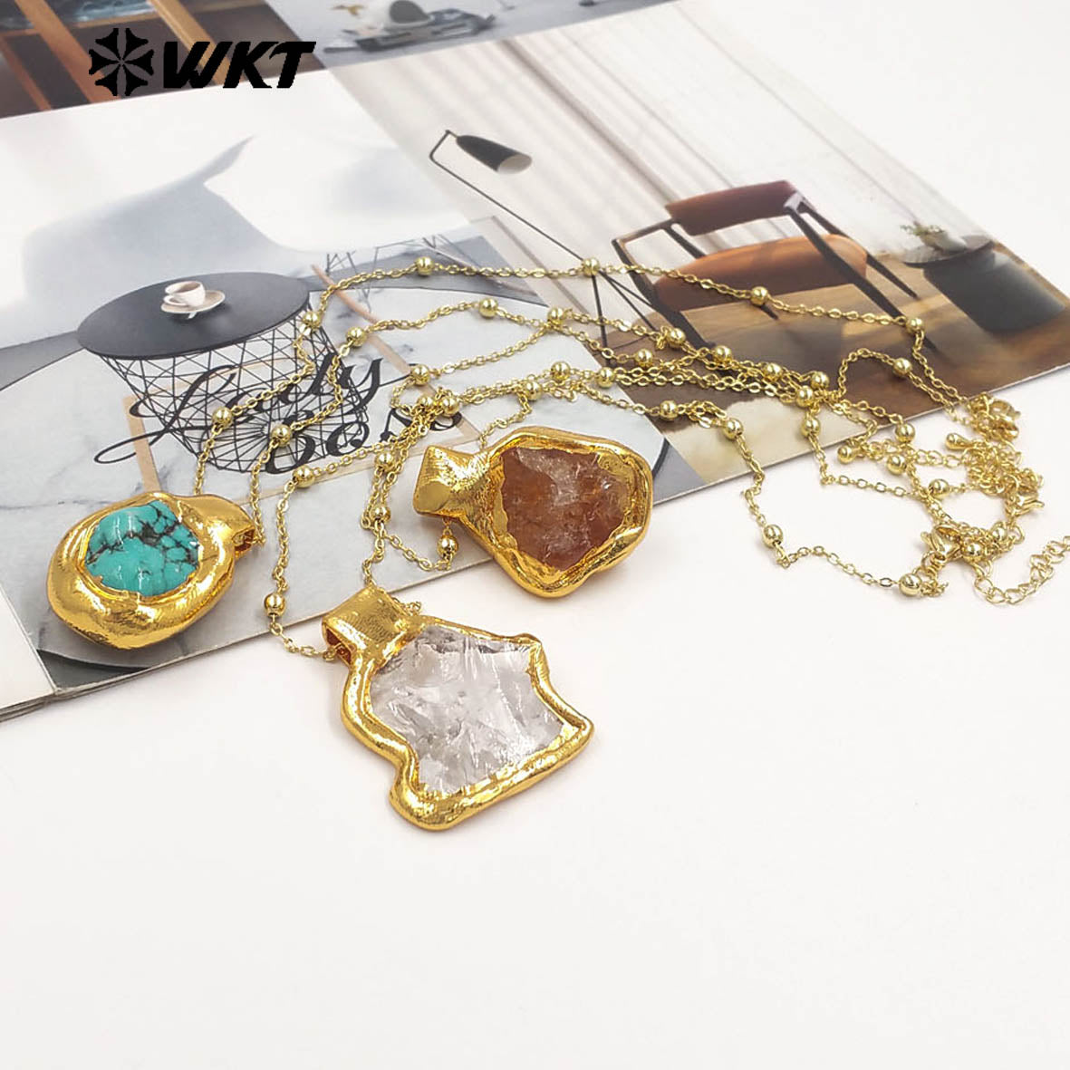 WT-N1500 Exquisite Gold Electroplated Natural Quartz And Turquoise Stone Irregular Pendant Necklace For Women Daily Decoration
