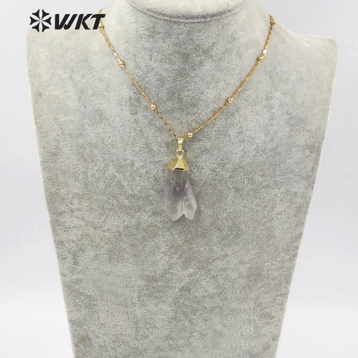 WT-N1343 WKT 2022 Unique Natural Stone Healing Crystal Necklace Irregular Crystal Pendant Gold Chain Women Favorite Necklace
