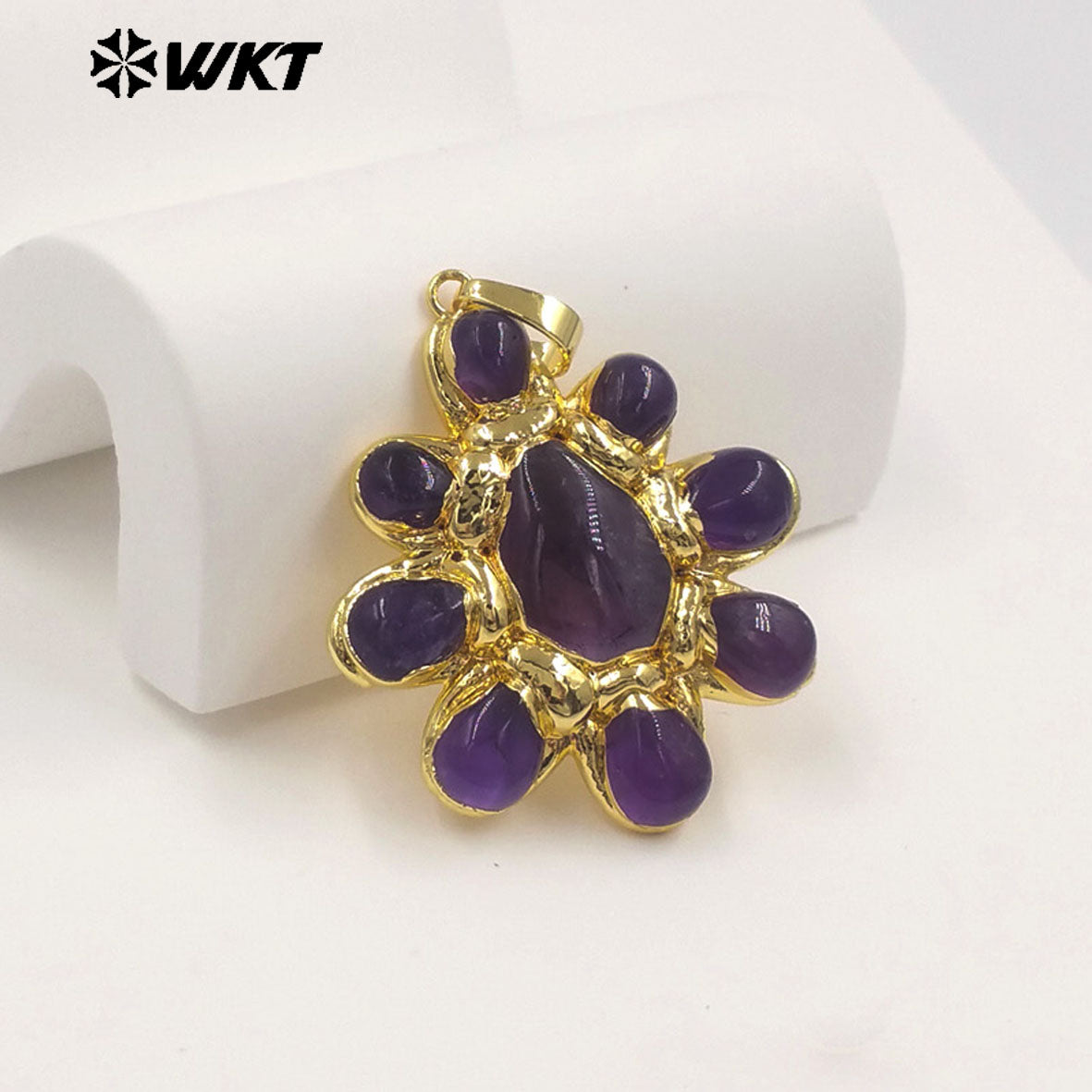 WT-P2085 Exclusive Charms Back Full Gold Plated Various Natural Gemstones Flower Big Pendants For Elegant Necklace Making