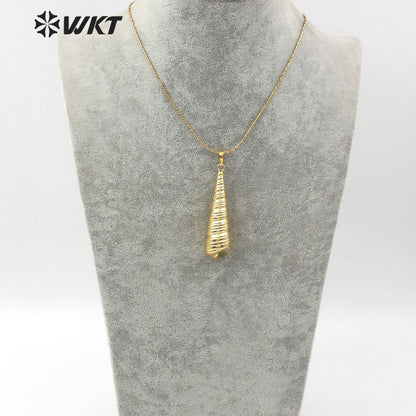 WT-JN073 Fashion Sea Shell Jewelry for Women Shell Pendant Full Gold Dipped Long Conch Pendant Trumpet Shell Necklace
