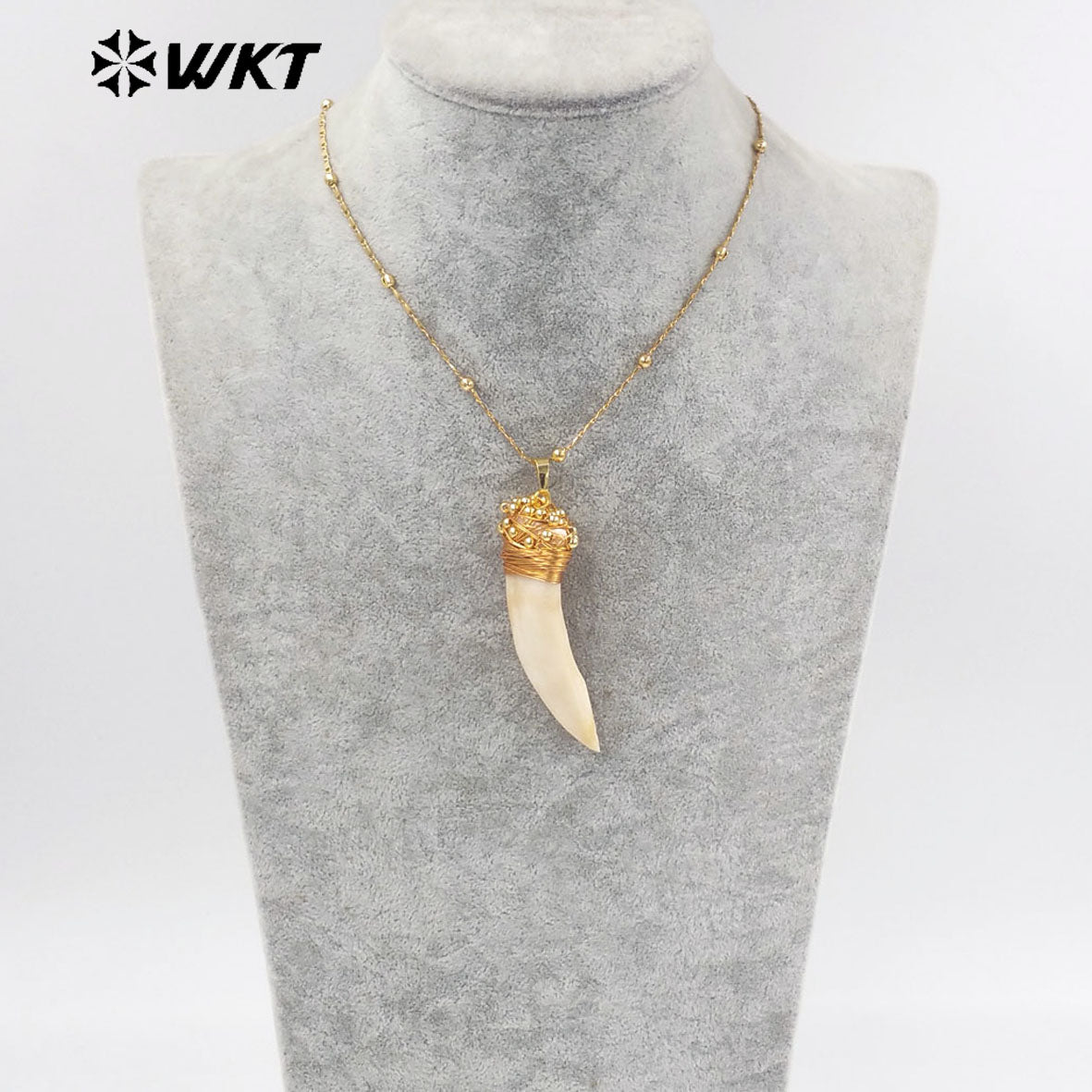 WT-JN237 Wholesale Shark Teeth Design Men Fashion Design 18k Chain Gold Plated Exquisite High Quality Scallop Necklace
