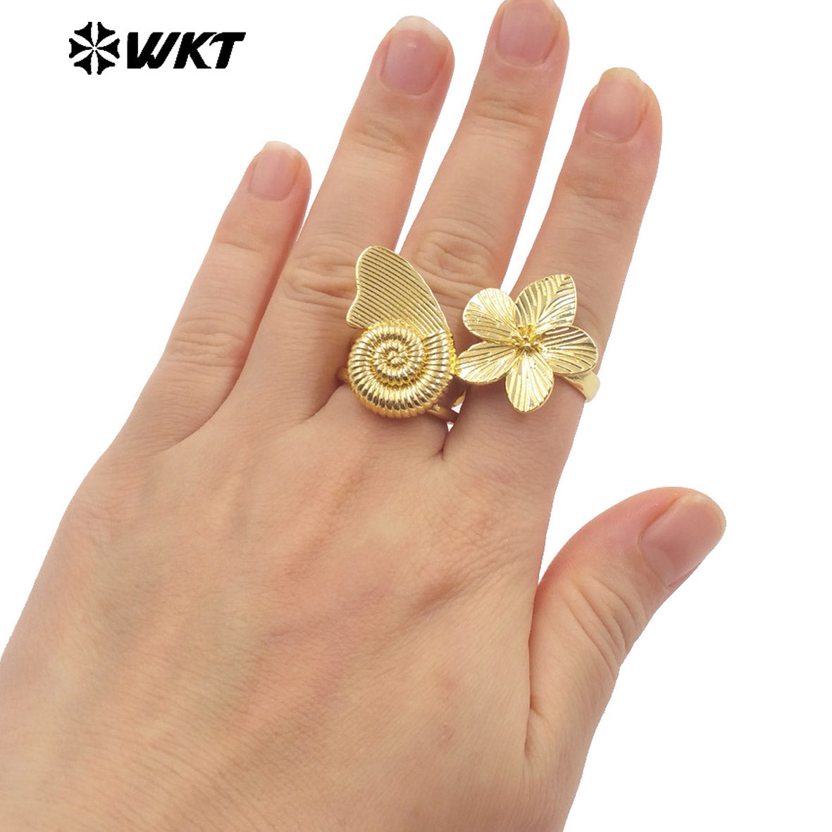 WT-R552 New Design Wholesale Sweet Beautiful 18K Gold Plated Delicate Floral Ring for Women As Daily Decoration and Special Gift