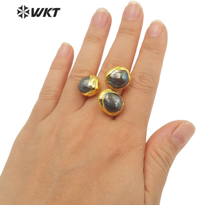WT-MPR026 WKT 2022 Restoring Ancient Ways Natural Black Pearl Ring Style Natural MOP Ring Triple Ball Gold Plated Rings Women's