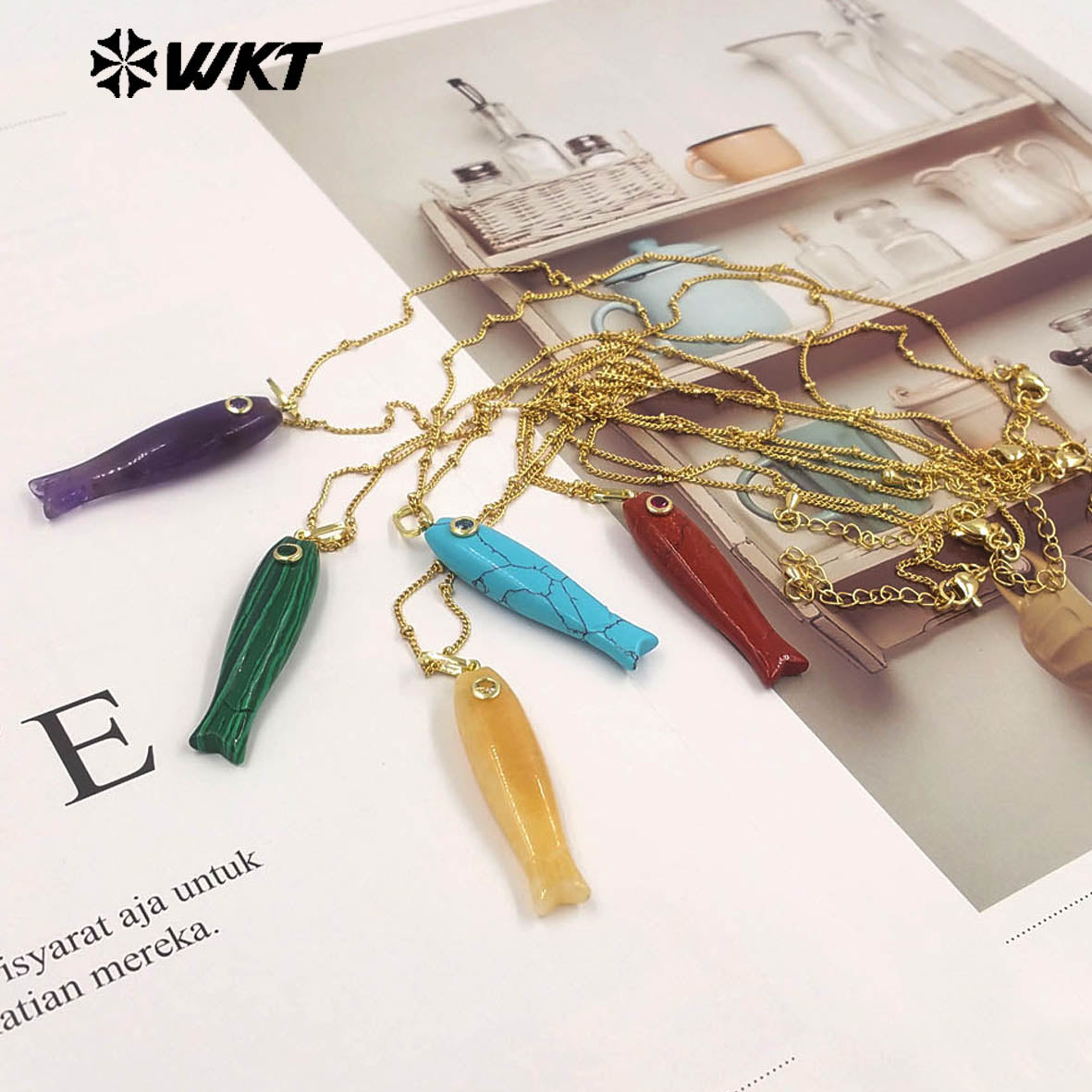 WT-N1535 Charming Trendy Natural Gemstones Little Fish Shape Gold Pendant Necklaces As Female Party Birthday Jewelry Gifts