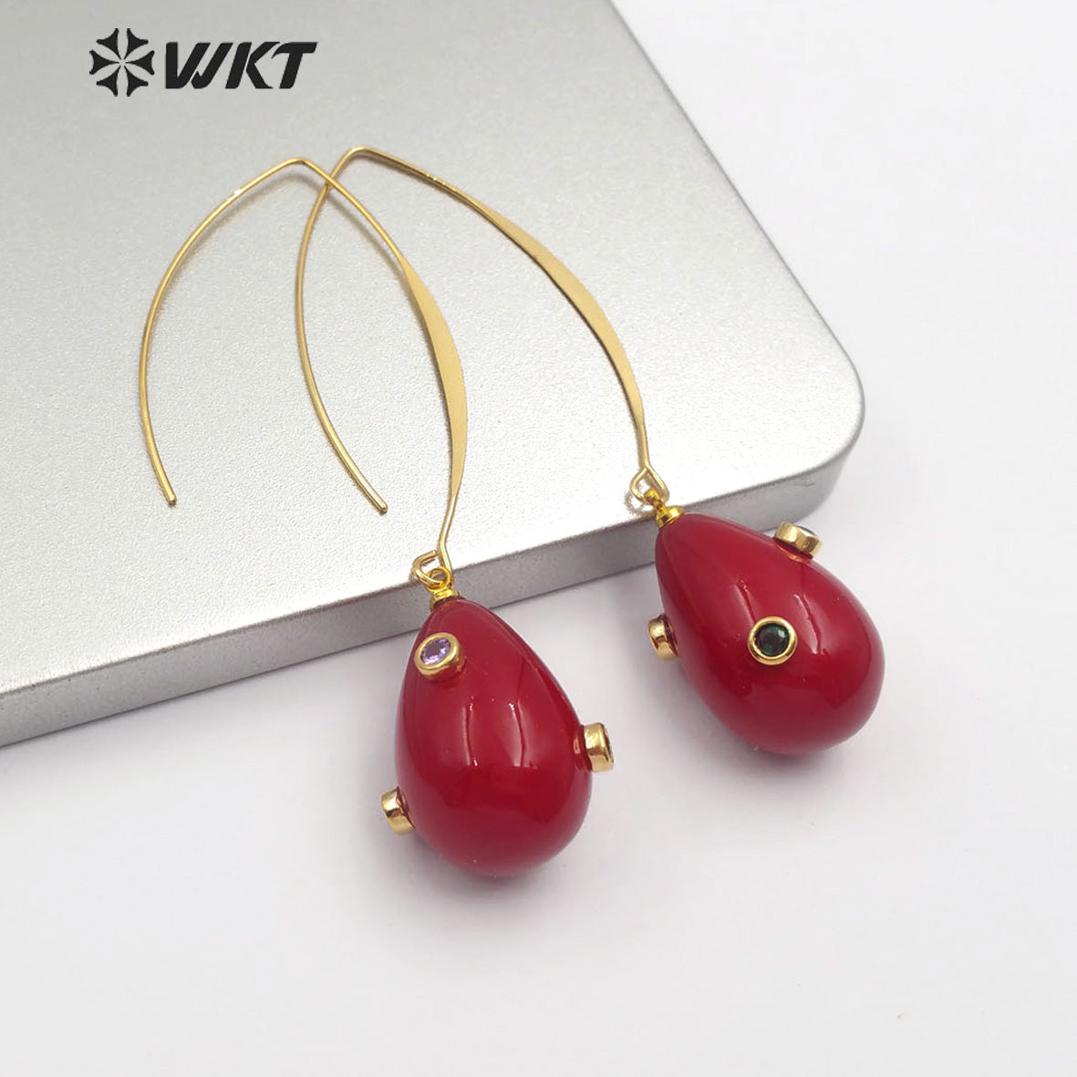 WT-E556 Natural Shell Pearl With Hole Big Ring for Women Shell Earring Gold Plated Hollow Out White Red Shell Earring