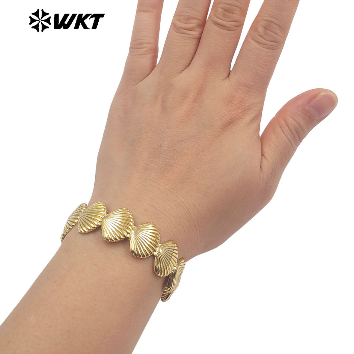 WT-JF374 Factory Wholesale Metal Gold Plated Yellow Brass Small Size Shell Shape Adjustable Bangle For Women Fashion Jewelry