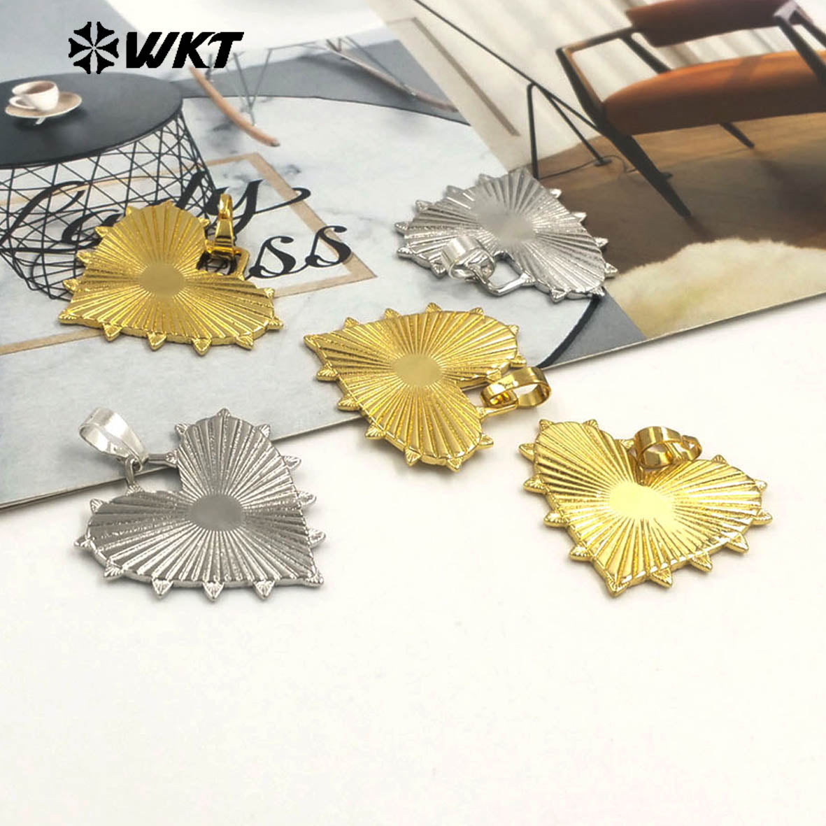 WT-P1996 Vividly Special Flat and Grain Heartshape Design Pendant Yellow Brass Women Earring Charms Wholesale Jewelry DIY Crafts