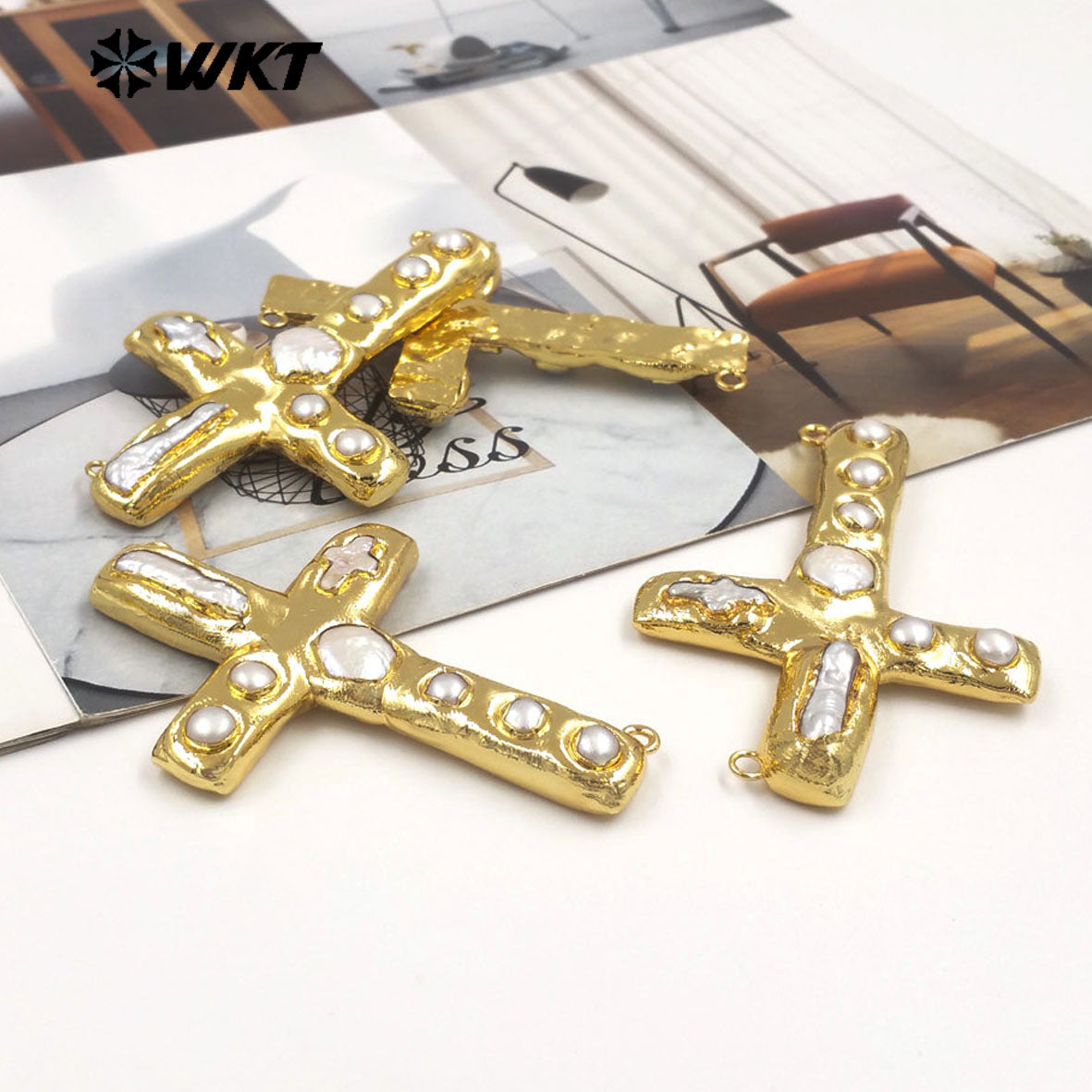 WT-PC015 The New Listing Back Full Gold Plated Natural Freshwater Pearl Cross Connector For DIY Women Necklace Jewelry