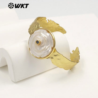 MPB145 New Product 18K Gold Electroplated Zircon And White Shell Carved Flower Shape Cuff Bangle For Women Fashion Accessory