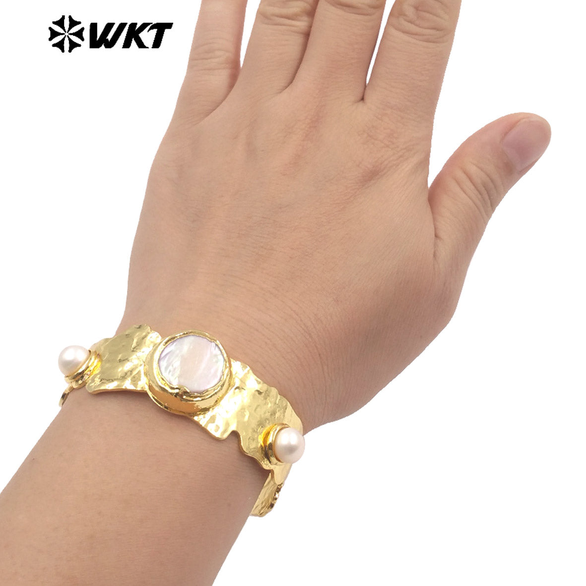 MPB131 The New Listing 18K Gold Electroplated Natural Freshwater Pearls Round And Cross Cuff Women Bangles For Friends Gift