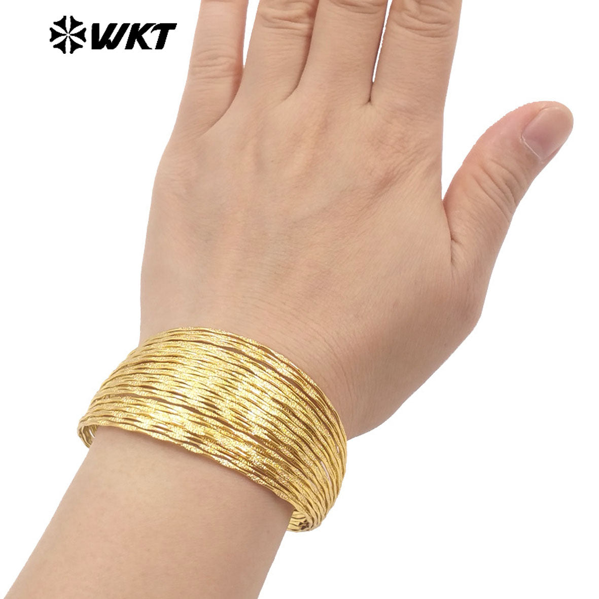 WT-B677 Wholesale Popular Simple 18K Gold Plated Natural Brass Fine Lines Wide Adjustable Bracelet for Urban Women Daily Match
