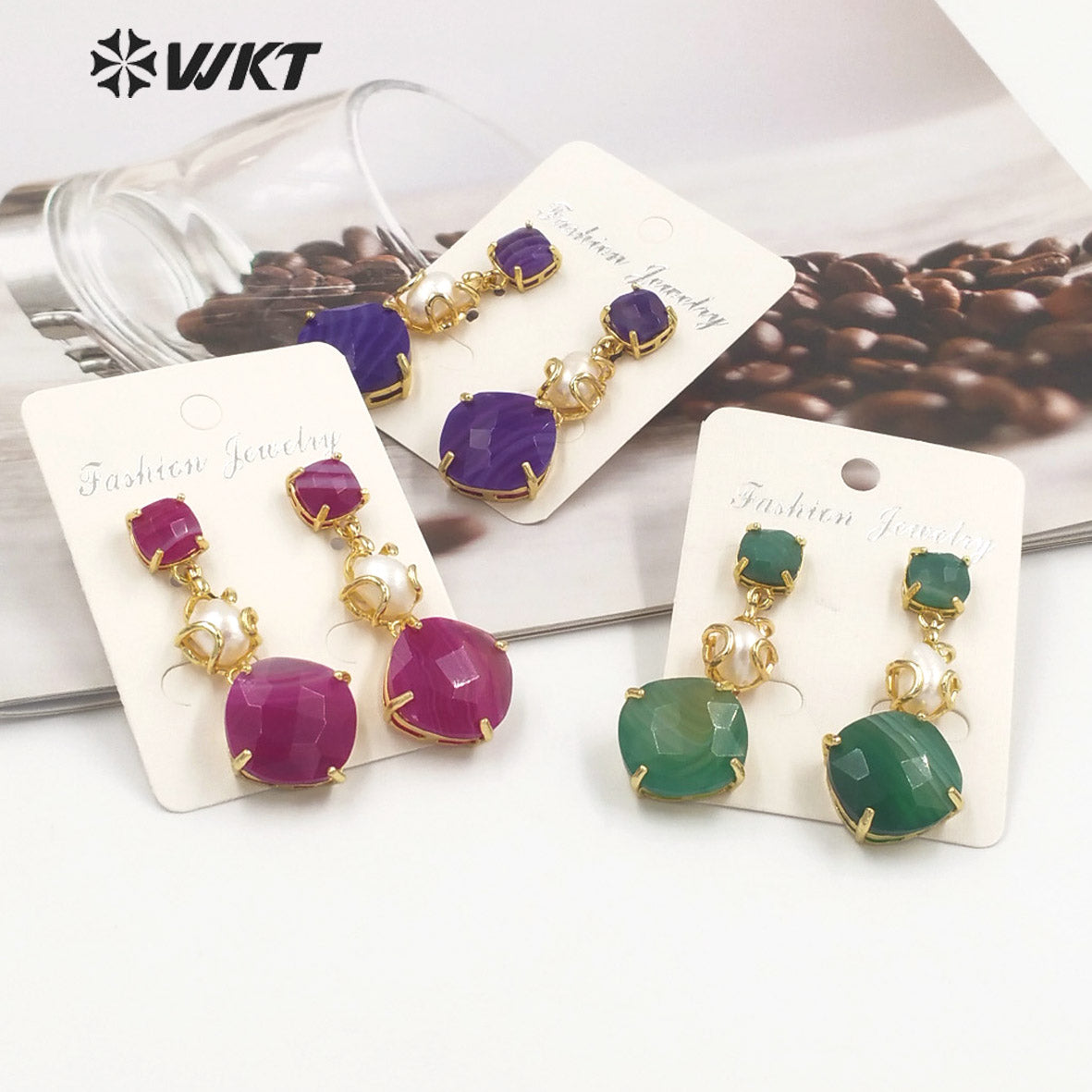 WT-MPE116 European and American Retro Exaggerated Round Shape Colorful Inlaid with Pearl Flowers Earrings