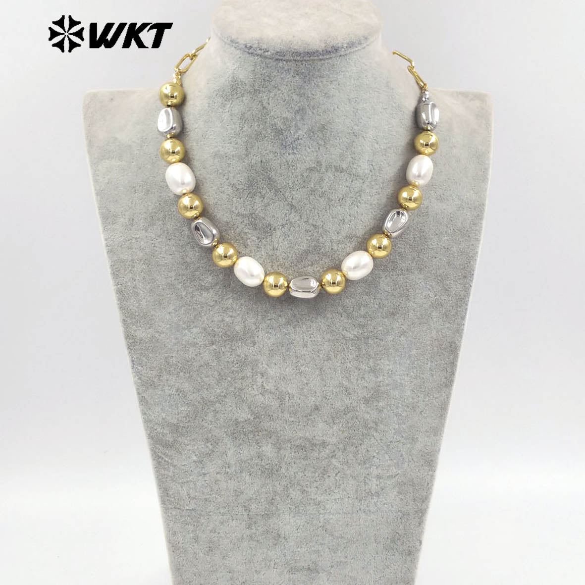 WT-JN305 the New Simple Natural Brass 18K Gold Plated Silver Round Flat Bead Shell Chain Necklace for Women As Special Gift
