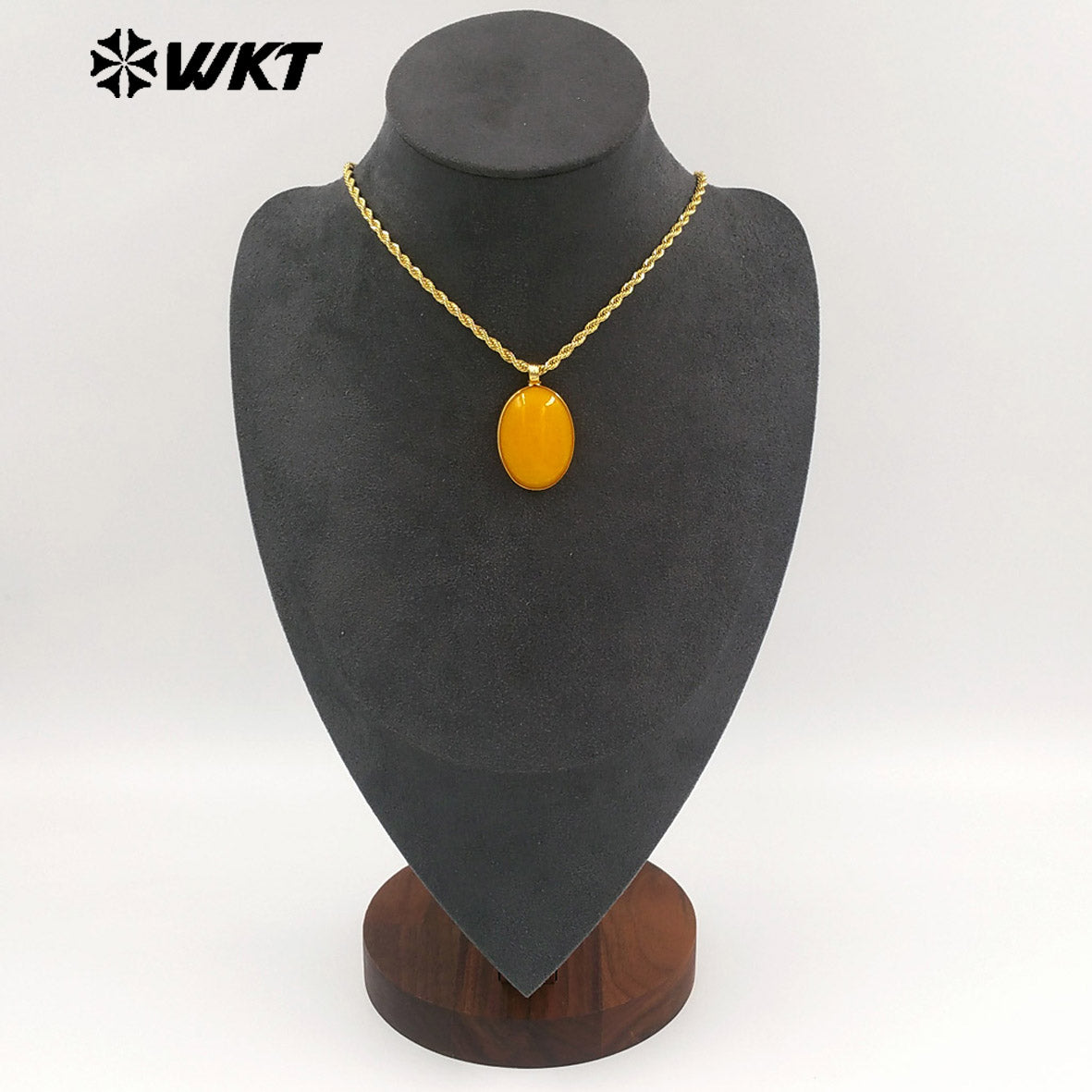 WT-N1539 Good Quality Yellow Brass Gold Plated Chain With Natural Gemstones Round Pendant Necklaces For Simple Style Jewelry