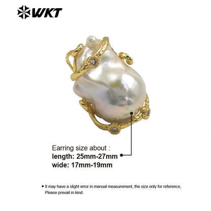 WT-MPE149 Amazing Gorgeous Natural Randomly Shape Baroque Studs With Cubic Zircon Claw Setting Pearl Earrings