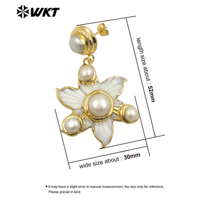 WT-MPE146 Popular Natural Round Pearl Handmade Carved Shell Flower Shape Earrings Elegant Style for Ladies Jewelry Gift
