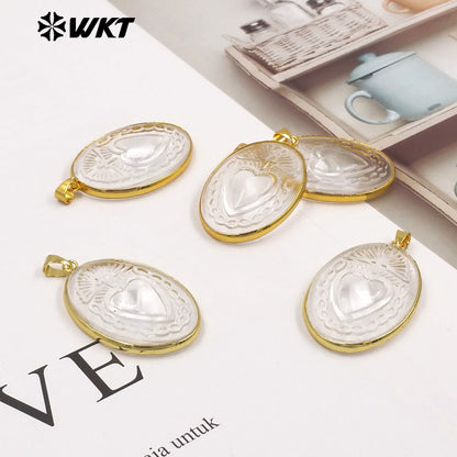 WT-JP514 Beautiful Gold Electroplated Oval Natural Crystal Quartz Heart Shape Pattern Pendant As Women Jewelry Making Accessory
