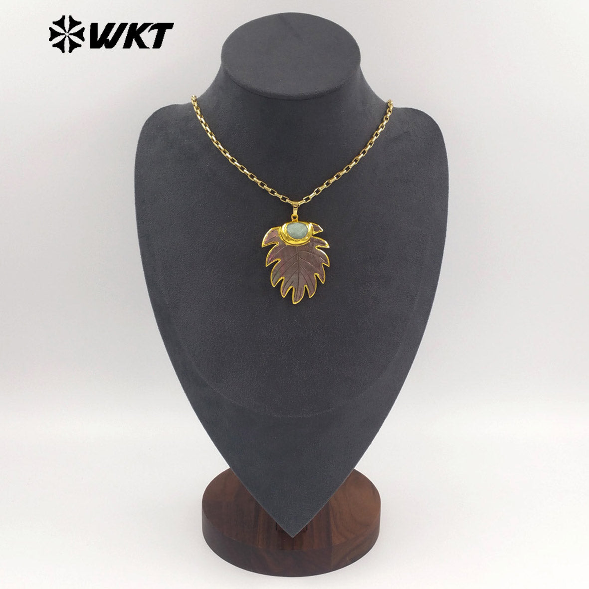 WT-JN377 Trendy 18K Gold Plated Natural Shell And Amazonite Stone Leaf Shape Necklace For Vintage Party Wearing Jewelry