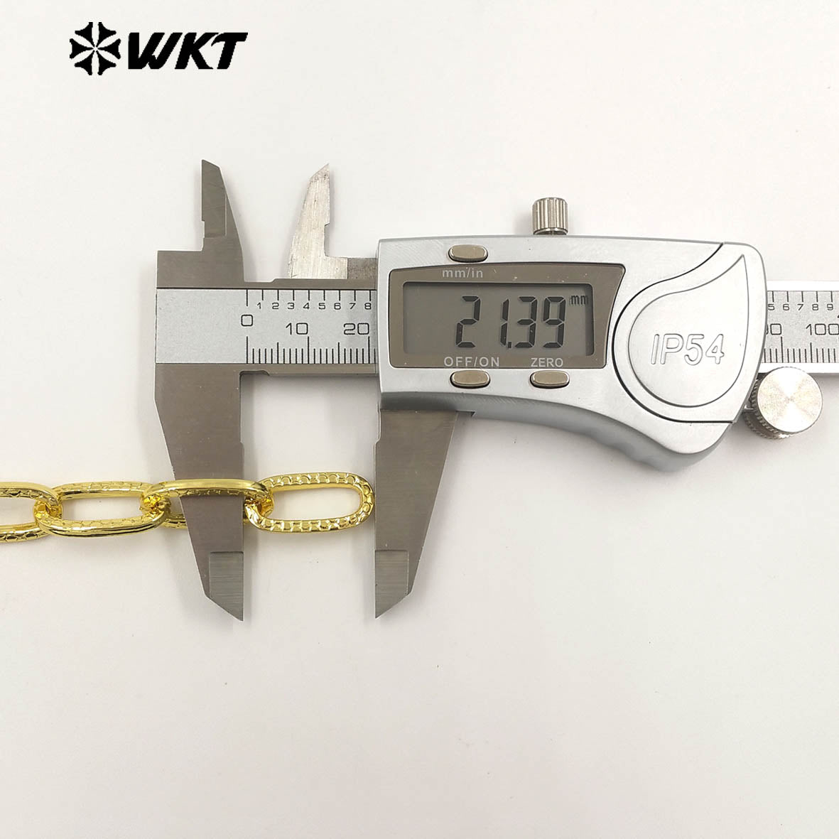 WT-BC273 Newest Design Yellow Brass Gold Electroplated Rectangle Carved Patterns Metal Thick Chains For Jewelry DIY Making