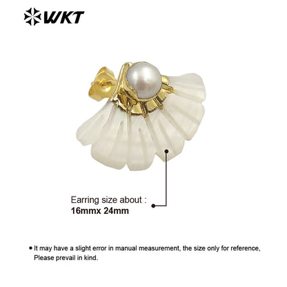 WT-MPE094 WKT Latest Korean Style Pearl Natural White Shell Fan Design Gold Plated Earrings for Women Commuter Accessories