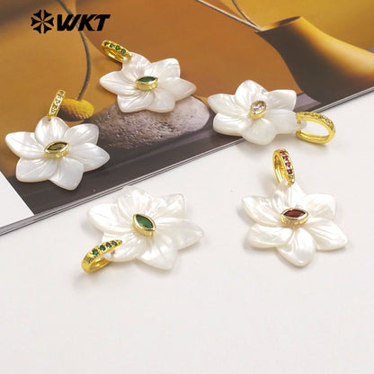 WT-JP479 Factory Wholesale Colorful Zircon And White Shell Carved Flower Shape Gold Pendant As Handmade Jewelry Findings