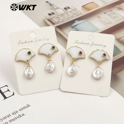 WT-MPE194 Luxury 18K Gold Plated Zircon And Shell Connect Natural Pearl Earrings For Women Vintage Trendy Jewelry Accessory