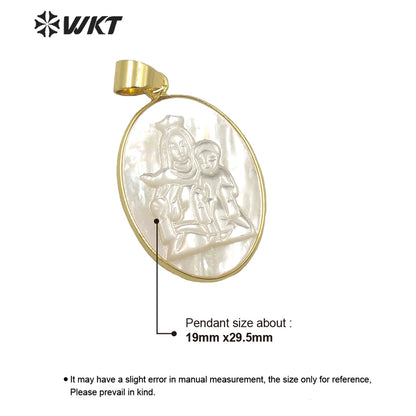 WT-JP265 Newest Hand Carved White Mother of Pearl Shell Mother and Son Image Pendant Gold Bezel Oval Religious Jewelry Pendant
