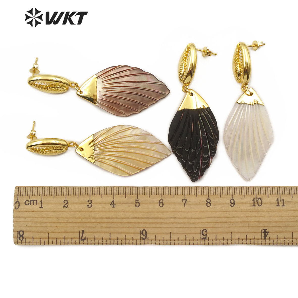 WT-E573 Wholesale Natural Shell and Cowrie Earring Gold Electroplated Leaf Shape Earrings Women Fashion Shell Earrings Jewelry