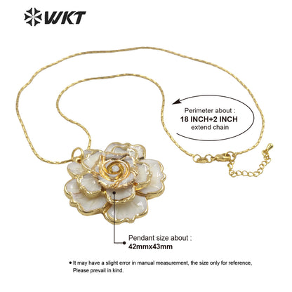 WT-JN143 Wholesale Gold Plated Women Handmade Carved Rose Flower Pendant Necklace Multi Layer White Shell Flower Necklace
